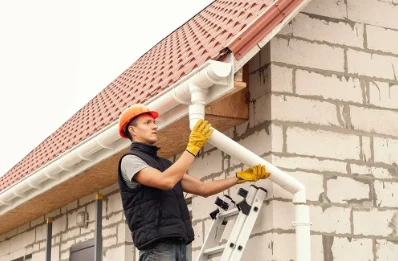 Pose et remplacement de gouttières à Essouvert